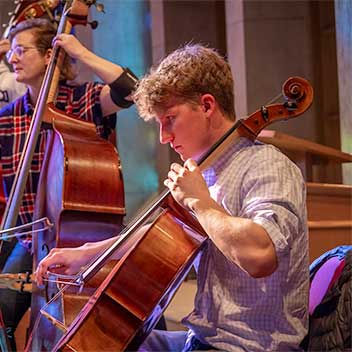 Sam Hart, cellist